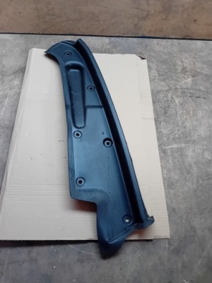 Молдинг защита задняя mercedes v w447 a4476941600 фото №1