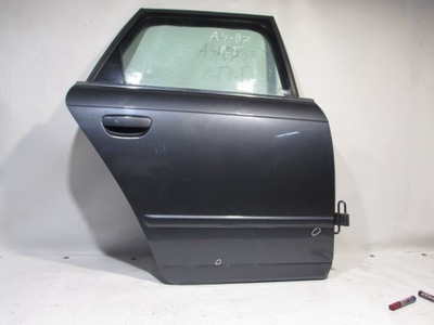 Двері праве задня audi a4 b7 kombi фото №1