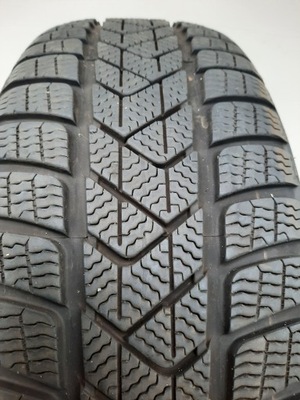 Pirelli Sottozero 3 Winter 205/50 R17 93H