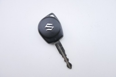 Ключ pilot suzuki swift mk6 t61m0 фото №1