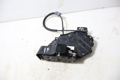 Замок правый перед дверь volvo v50 фото №1