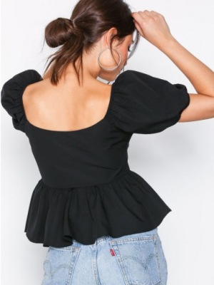 M7F308 NELLY CZARNY TOP Z FALBANKĄ W SZPIC 36