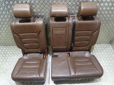 Vw touareg ii 7p заднє сидіння підлокітник задня фото №1