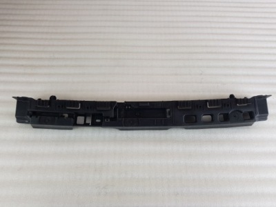 Renault captur напрямна середній бампера задня фото №1