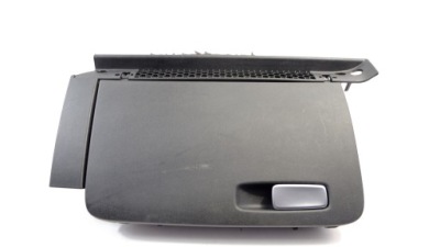 Audi a1 бардачок пассажира europa фото №1