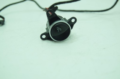 Панель відкривання кришка пального a2308700610 mercedes sl r230 02 фото №1