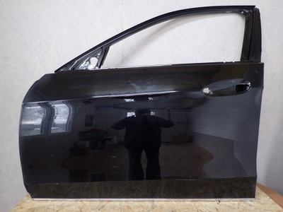 Двері ліва передні перед mercedes e klasa 212 фото №1