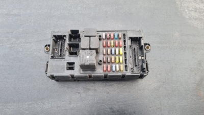 Коробка запобіжників iveco daily iv 06- 69500009 фото №1