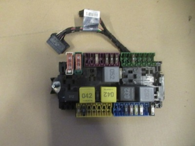 Mercedes 447 запобіжники фото №1