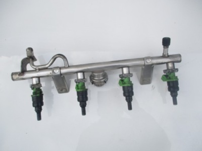 Молдинг упорскування форсунки mercedes w203 w211 slk r171 clk w209 1.8 компресор фото №1