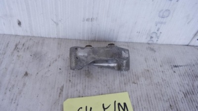 Кронштейн кронштейн дифференциал maserati 6700321810 фото №1