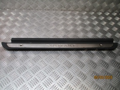 Молдинг порог внутренняя правый перед volvo v40 i фото №1