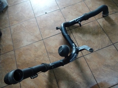 Vw golf v 1.9 труба шланг интеркулер 1k0145770b фото №1