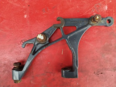 Scania r420 кронштейн кронштейн коробка аккумуляторов к рамы фото №1