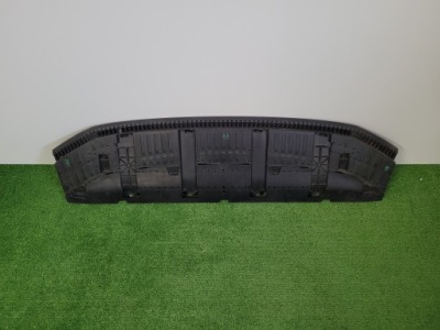 Audi q3 8u0 защита плита pod бампер 8u0807233a фото №1