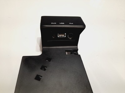 Porsche cayman r 987 11r разъём aux usb 99764246500 фото №1