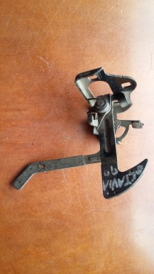 Замок капот засувка hak ручка skoda octavia ii 1z0 2004-2008 1z0823480e фото №1