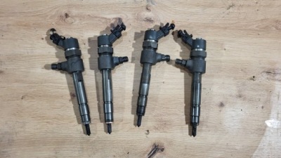 Інжектор wtryskwiacz комплект alfa romeo 156 1,9 jtd 0445110002 фото №1