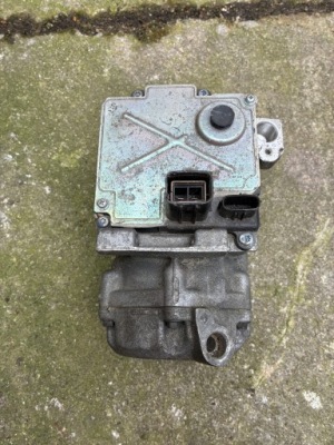 Lexus rx ii компрессор кондиционера 88370-48021 фото №1