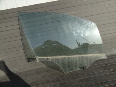 Citroen c3 iii 2016 стекло дверь правый перед org фото №1