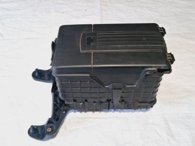 Основа захист корпус акумулятор vw golf vi 6 5k0 2008-2012 1k0915333h фото №1