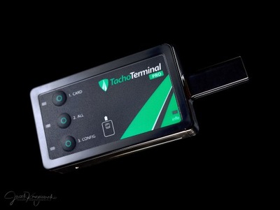 Czytnik kart i tachografów TachoTerminal Pro 2