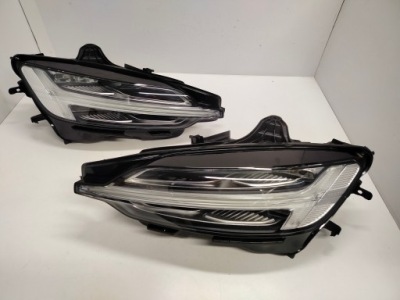 Volvo v60 s60 3 рестайлінг  mid led фара правий ліва фото №1