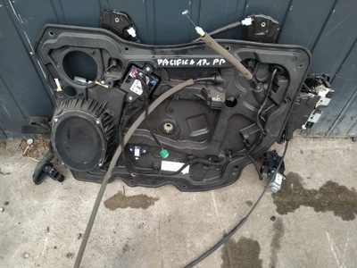 Pacifica 2016-2020r стенка дверь правый перед фото №1