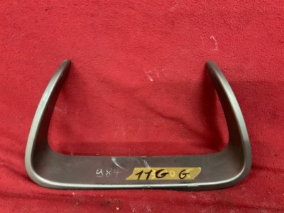 Рамка защита насадки выхлоп задняя. porsche cayman 98750581101 оригинал фото №1