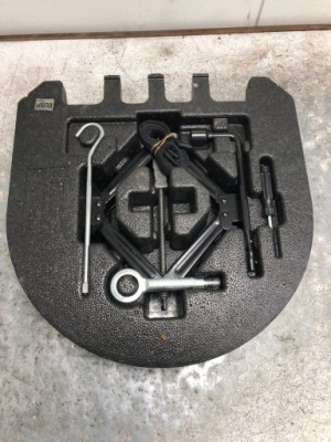 Домкрат ушко ключ комплект opel karl 94551064 13595986 фото №1