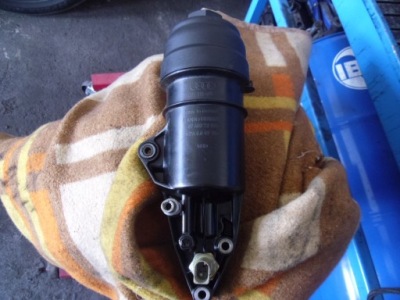 Корпус фільтра оливи audi a4b8 3.2 fsi 06e115405c фото №1