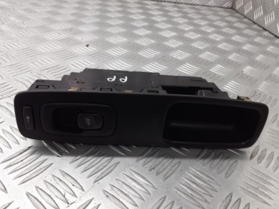 Панель стекло правый перед volvo s80 i 9467627 фото №1