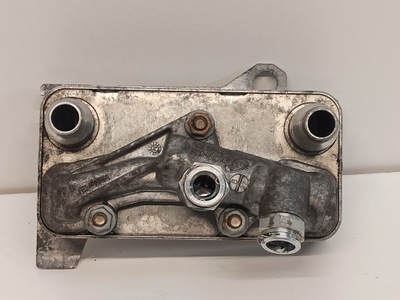 Mercedes w205 радиатор масла a0995002500 фото №1