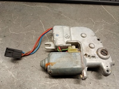 698686715 моторчик люк lancia dhema фото №1