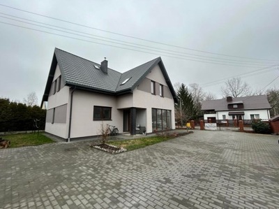 Dom, Wiązowna (gm.), Otwocki (pow.), 250 m²