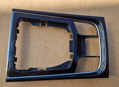 Рамка чохол важеля перемикання передач skoda kodiaq 566863212a oryg ideał фото №1