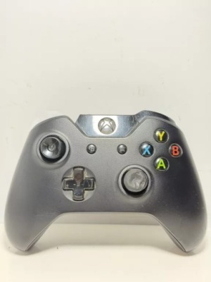 PAD DO XBOX ONE CZARNY USZK *OPIS*