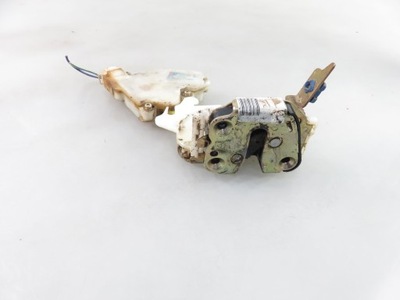 Замок крышки nissan terrano ii r20 89a520 фото №1