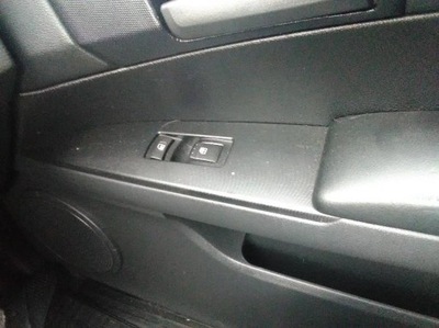 Панель двері правий ssang yong actyon фото №1