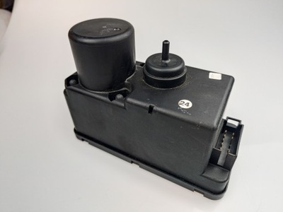 Помпа центрального замка vw golf 3 passat vento polo 357862257 фото №1