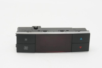 Панель кондиціонера mercedes c-klasa w204 2048303390 фото №1