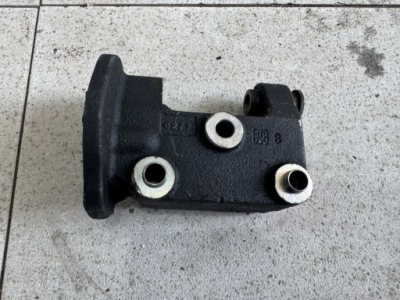 Кронштейн кронштейн генератора c11 iveco stralis hi-way e6 фото №1