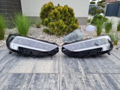 Opel insignia b рестайлинг  фонари перед full led eco led base 39136825, 39136826 фото №1