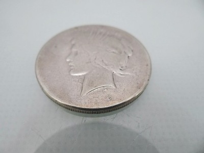 Srebrna moneta One Dollar 1922 p. 900 26g