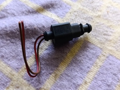 Датчик температуры наружной volkswagen lupo 6n0971918c оригинал фото №1