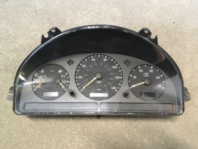 Приборы счетчик mercedes ml w163 2.7 d 270 cdi a1635401947 uk фото №1