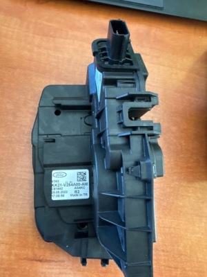 Замок двері зсувні ліва ford transit custom mk8 lift фото №1