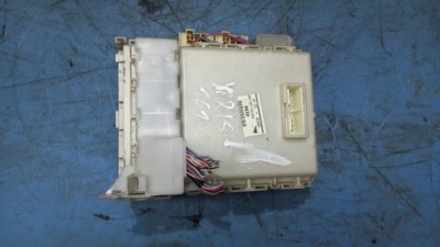 Toyota yaris ii коробка предохранителей 82730-52341 фото №1