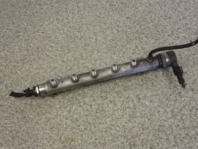 Hyundai tucson 2.0 crdi 04- молдинг впрыскная клапан фото №1