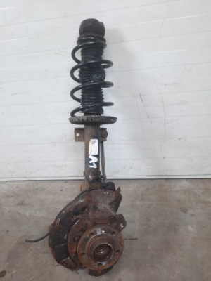 Поворотный кулак амортизатор правый перед audi a1 8x фото №1